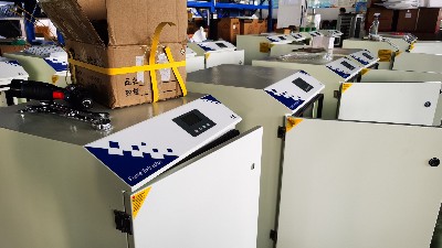 焊接煙塵凈化設(shè)備,執(zhí)信環(huán)保焊接車間煙塵凈化設(shè)備制造廠家。