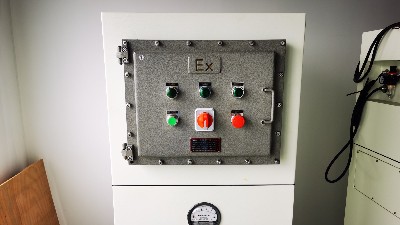 工業(yè)防爆除塵器,執(zhí)信環(huán)保專注車間安全粉塵凈化設(shè)備制造。