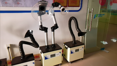 執(zhí)信環(huán)保車間用除塵設(shè)備,車間除塵設(shè)備10年品牌制造。